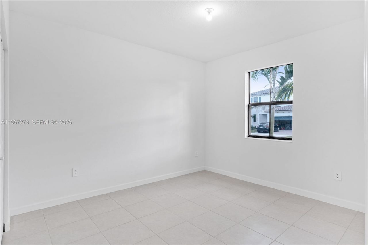 11947 SW 241st Ter, Homestead, FL 33032 Photo