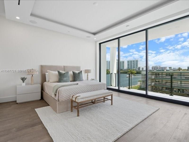 4008 NE 167th St , Unit 6, North Miami Beach, FL 33160 Photo