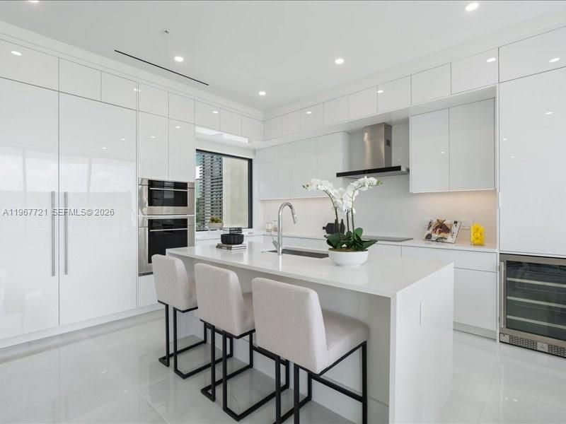 4008 NE 167th St , Unit 6, North Miami Beach, FL 33160 Photo