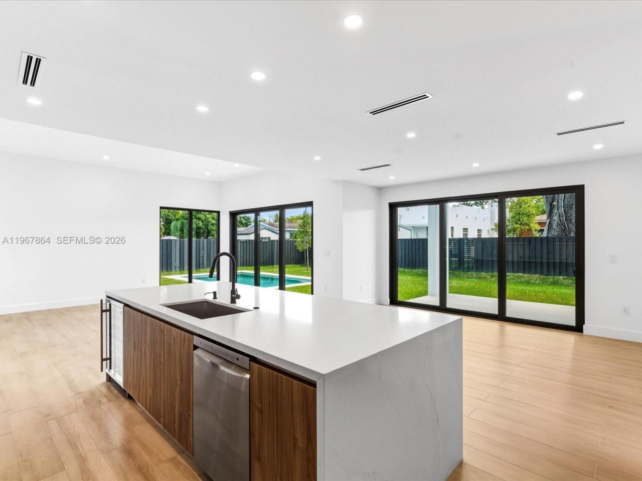 2606 SW 19th St, Miami, FL 33145 Photo