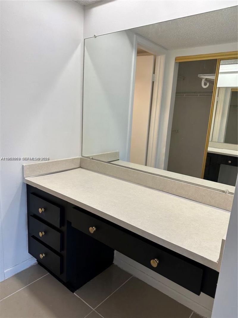 200 Ashbury Rd , Unit 209, Hollywood, FL 33024 Photo