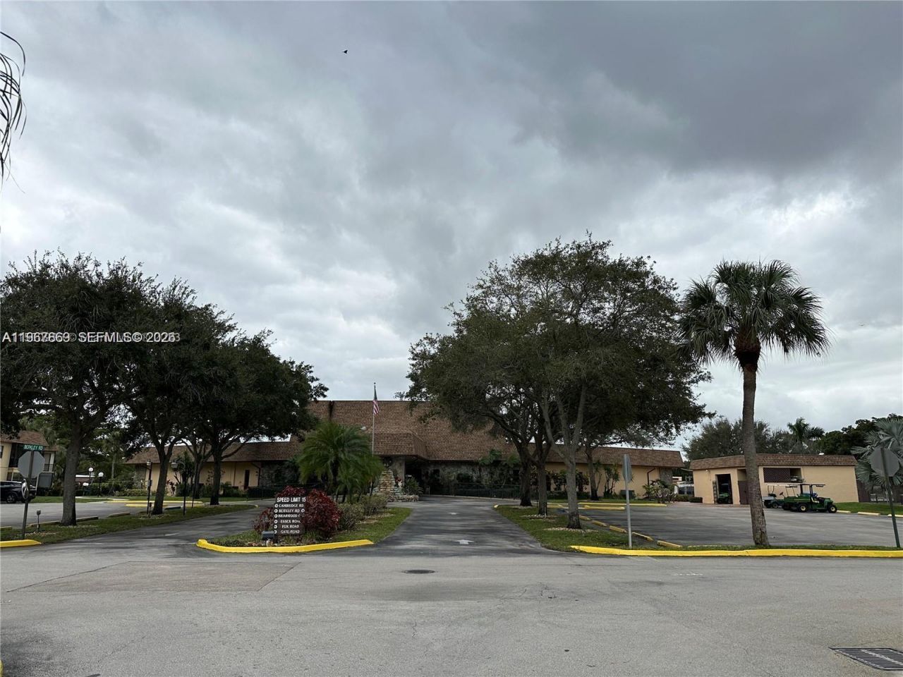 200 Ashbury Rd , Unit 209, Hollywood, FL 33024 Photo