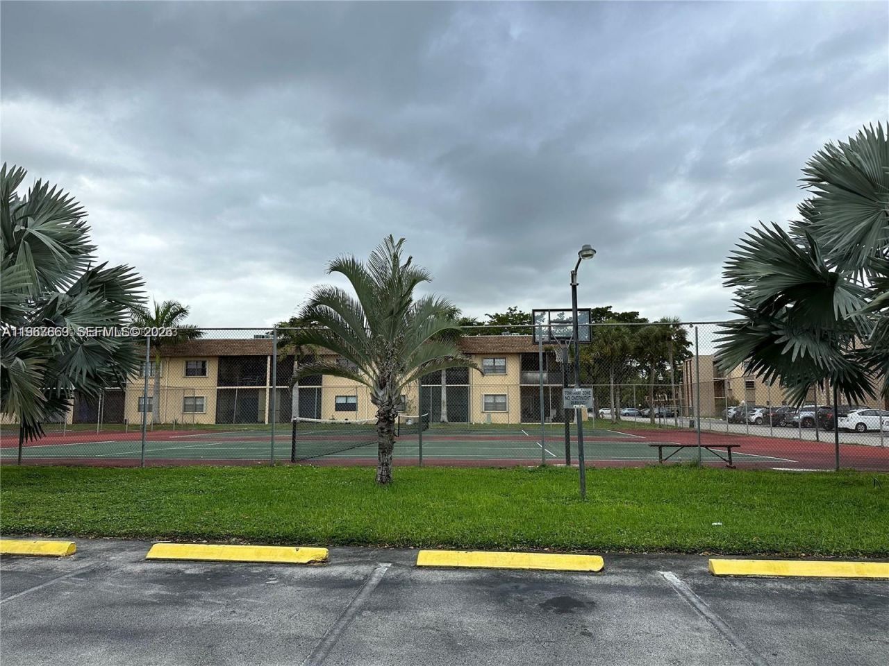 200 Ashbury Rd , Unit 209, Hollywood, FL 33024 Photo