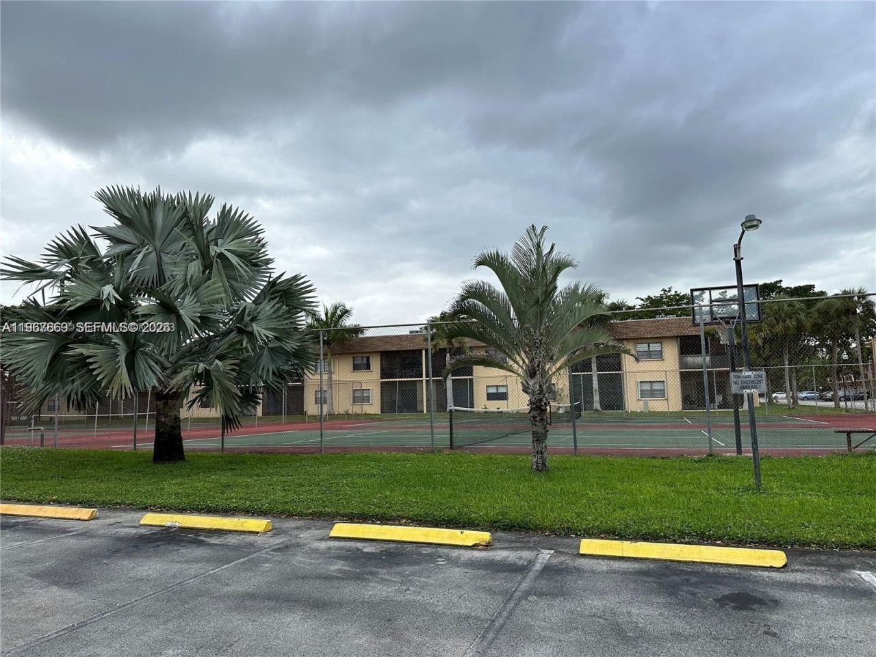 200 Ashbury Rd , Unit 209, Hollywood, FL 33024 Photo