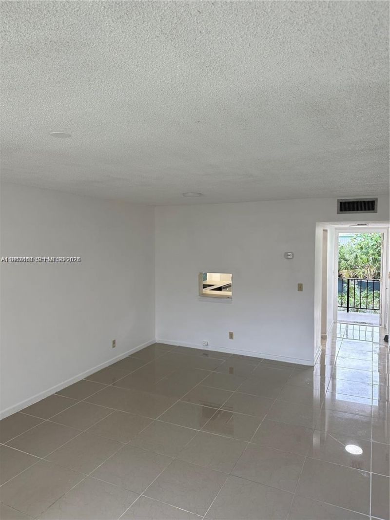 200 Ashbury Rd , Unit 209, Hollywood, FL 33024 Photo