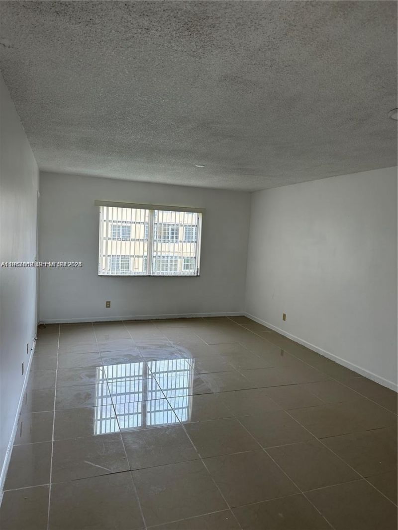 200 Ashbury Rd , Unit 209, Hollywood, FL 33024 Photo