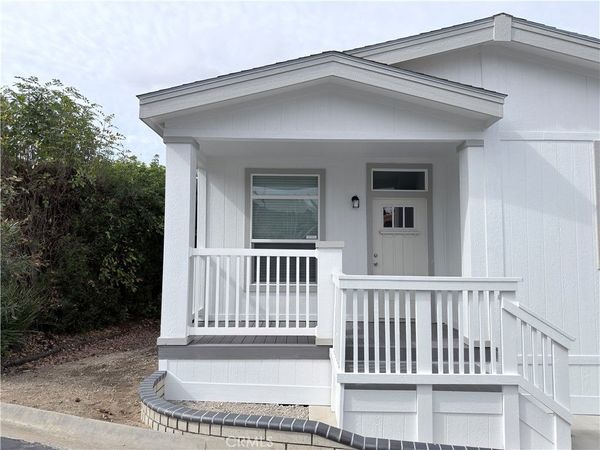 2130 Sunset Drive, Unit 69, Vista, CA 92084