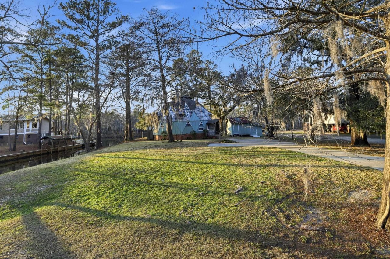 1935 Lees Landing Circle  Photo 32