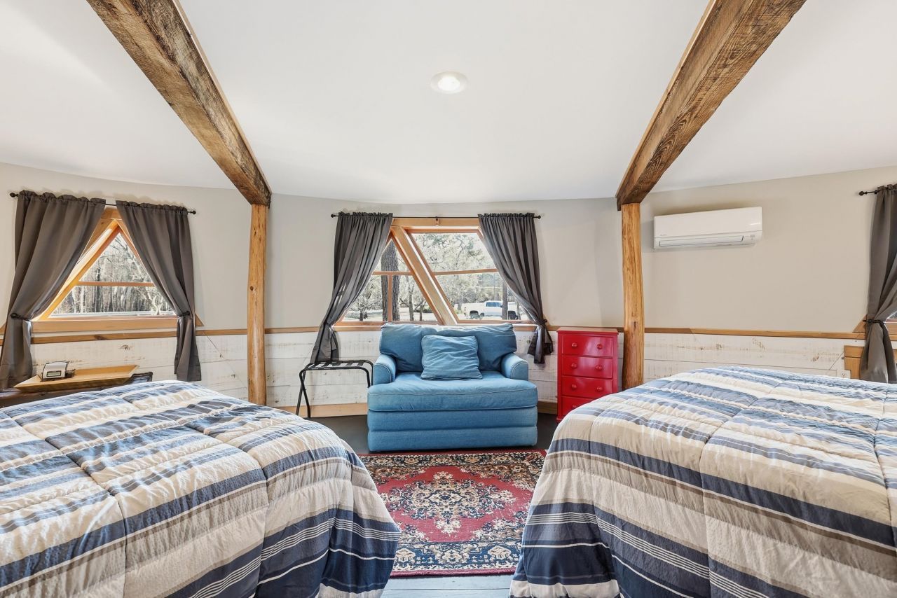 1935 Lees Landing Circle Photo 5