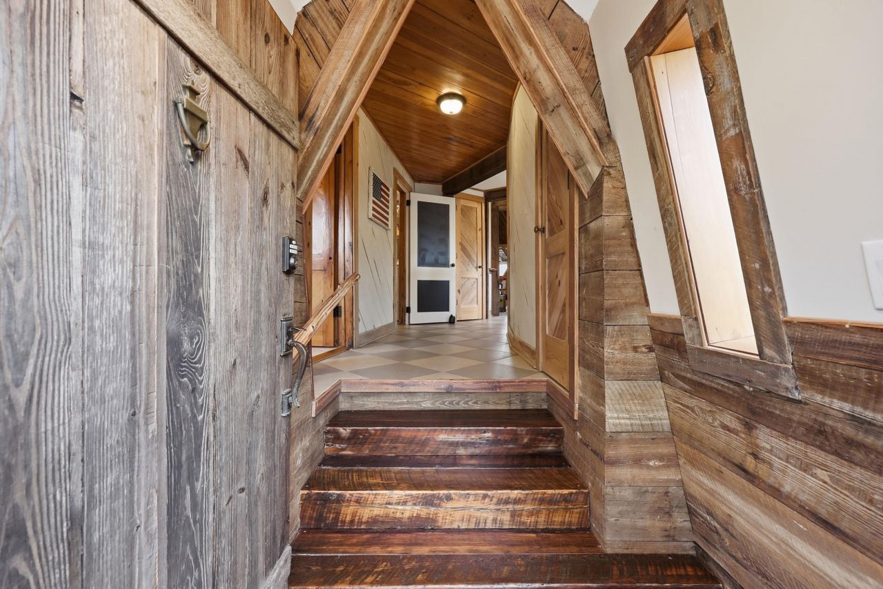 1935 Lees Landing Circle  Photo 7