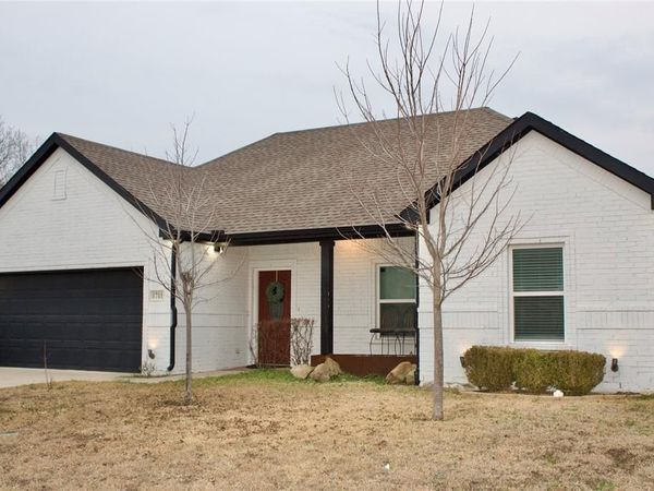 1711 Fred Street, Greenville, TX 75401