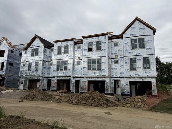 616 Brightview Place, Unit 28, Forest Park, OH 45240