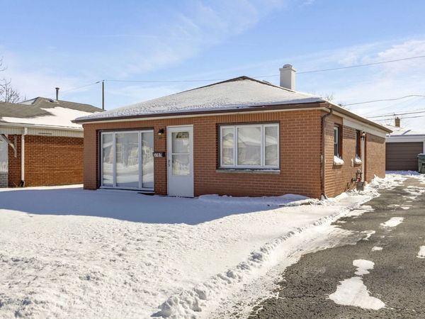 3161 W Park Lane Drive, Merrionette Park, IL 60803