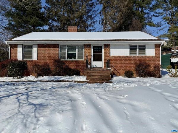 908 BELMORE AVE, STAUNTON, VA 24401