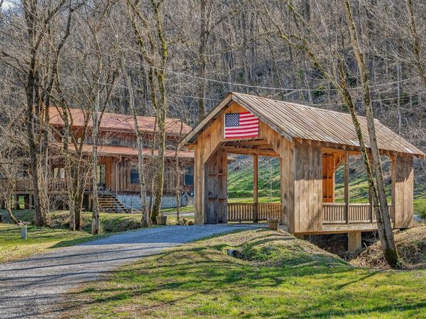 3331 Adamson Branch Rd, Liberty, TN 37095