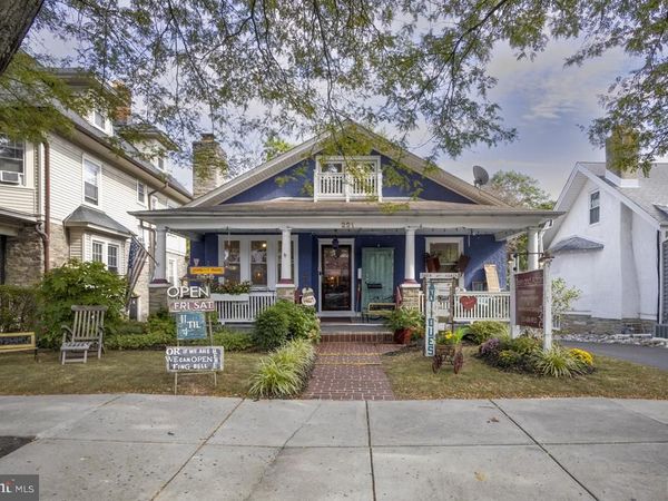 221 S EASTON ROAD, GLENSIDE, PA 19038