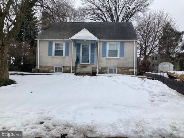 914 ARNOLD STREET, PHILADELPHIA, PA 19111