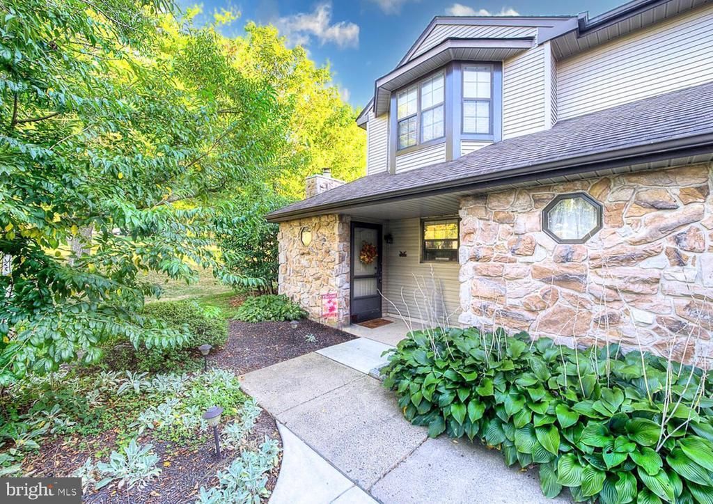 481 Redbud Court, Warrington, PA 18976 Main Photo