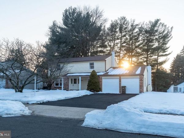 709 AUTUMN DRIVE, FEASTERVILLE TREVOSE, PA 19053