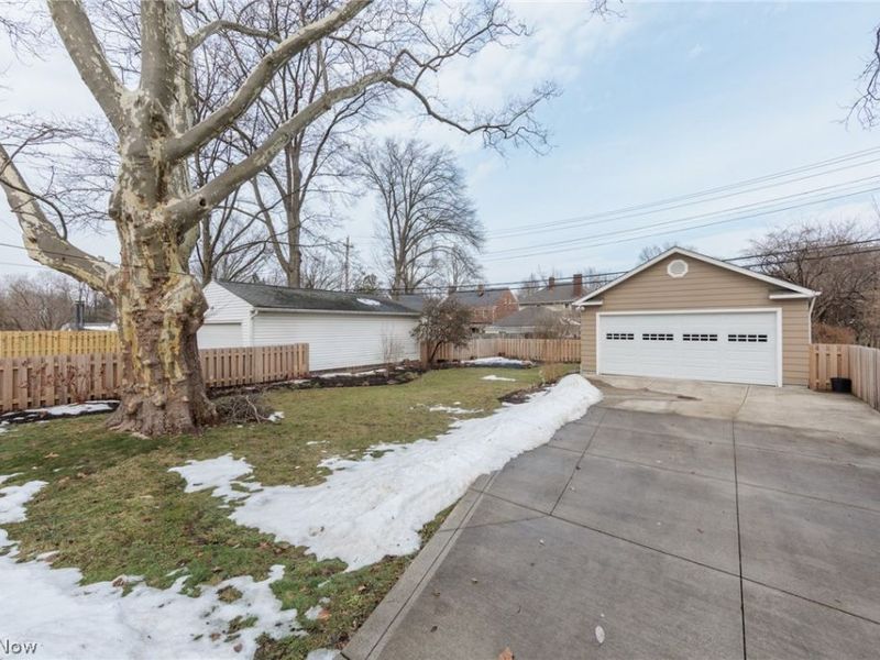 3079 Scarborough Road, Cleveland, OH 44118 Photo 28