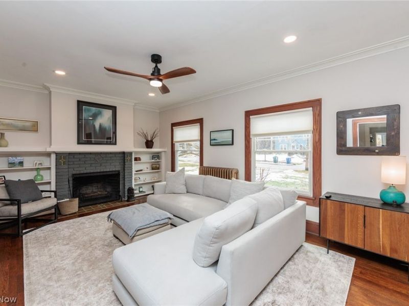 3079 Scarborough Road, Cleveland, OH 44118 Photo 5