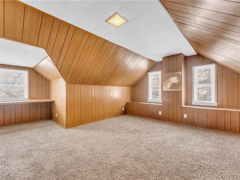 876 E 209th Street, Euclid, OH 44119 Photo 15