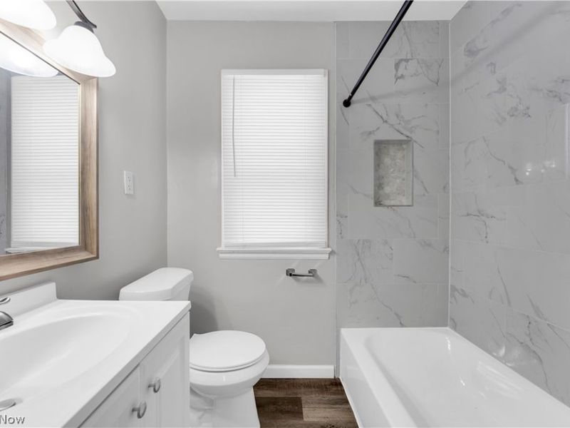 876 E 209th Street, Euclid, OH 44119 Photo 17