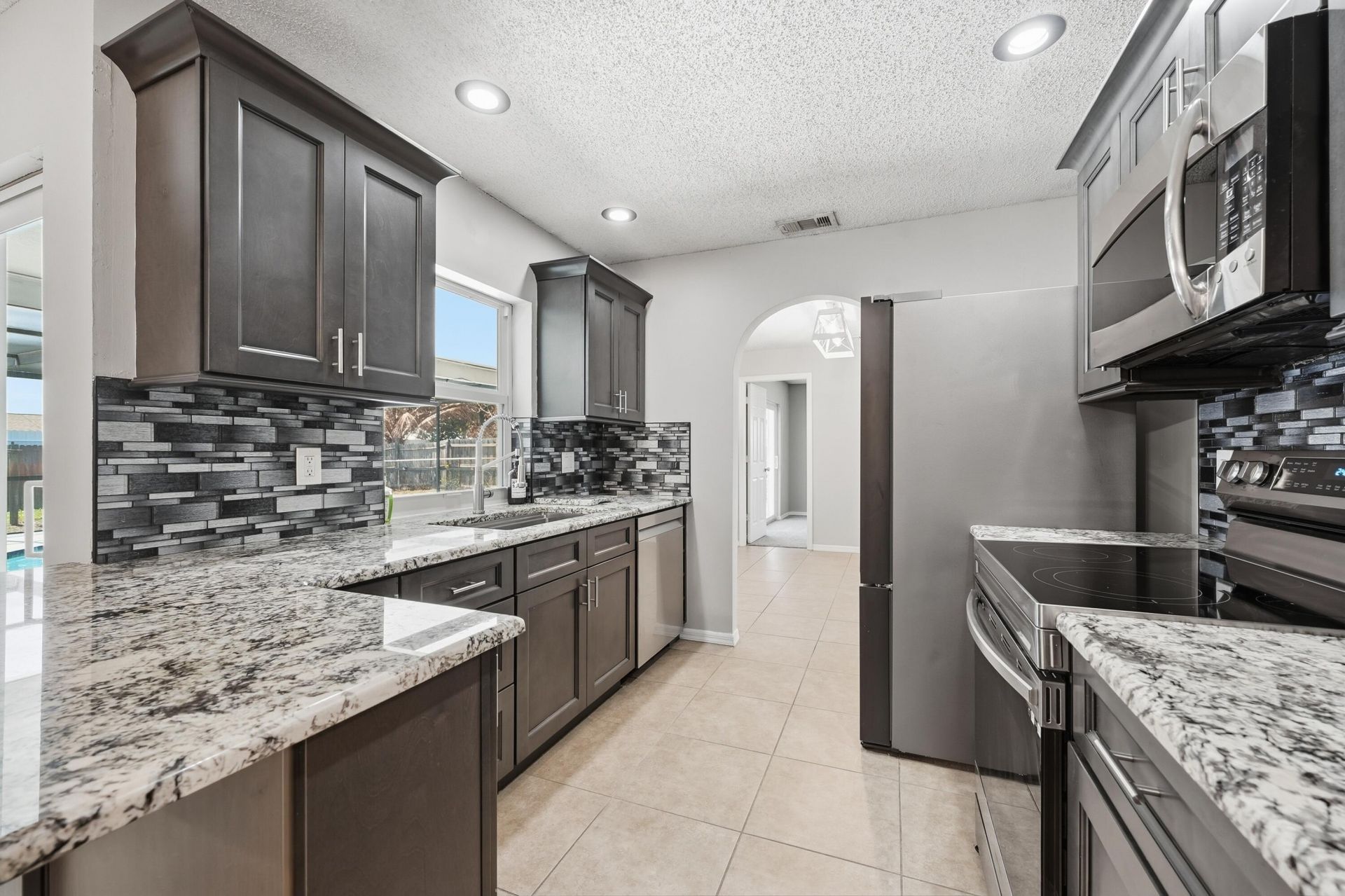 826 SE Quiescent Lane, Port Saint Lucie, FL 34983 Photo