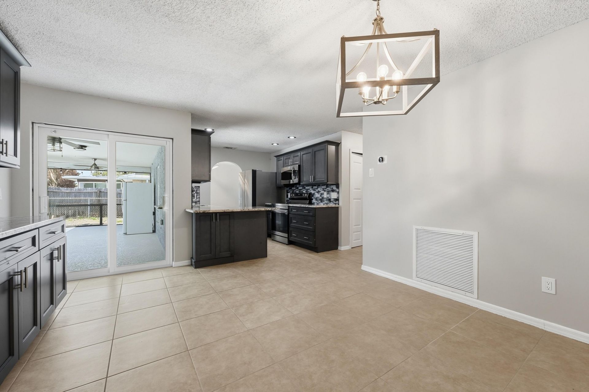 826 SE Quiescent Lane, Port Saint Lucie, FL 34983 Photo