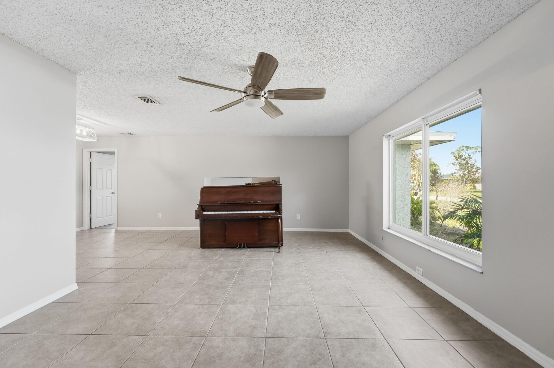 826 SE Quiescent Lane, Port Saint Lucie, FL 34983 Photo