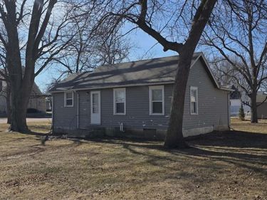 1006 1st Avenue, Westbrook, MN 56183
