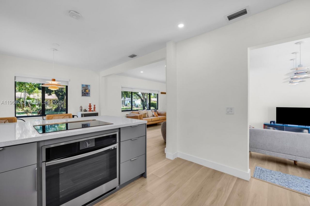 126 NW 107th St, Miami Shores, FL 33168 Photo