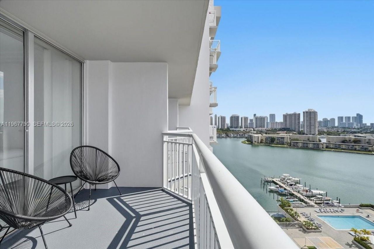 18051 Biscayne Blvd , Unit 1701, Aventura, FL 33160 Photo