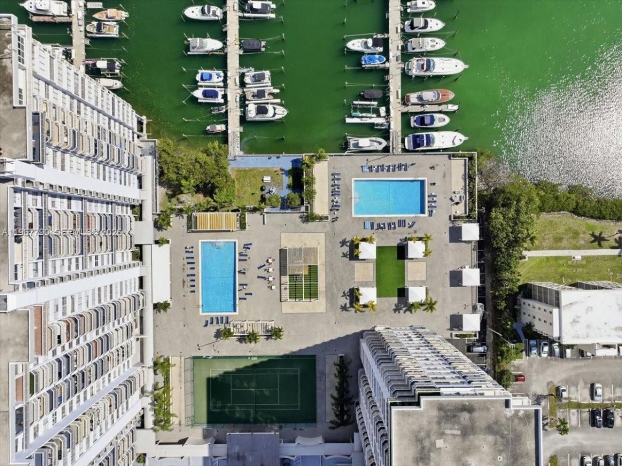 18051 Biscayne Blvd , Unit 1701, Aventura, FL 33160 Photo