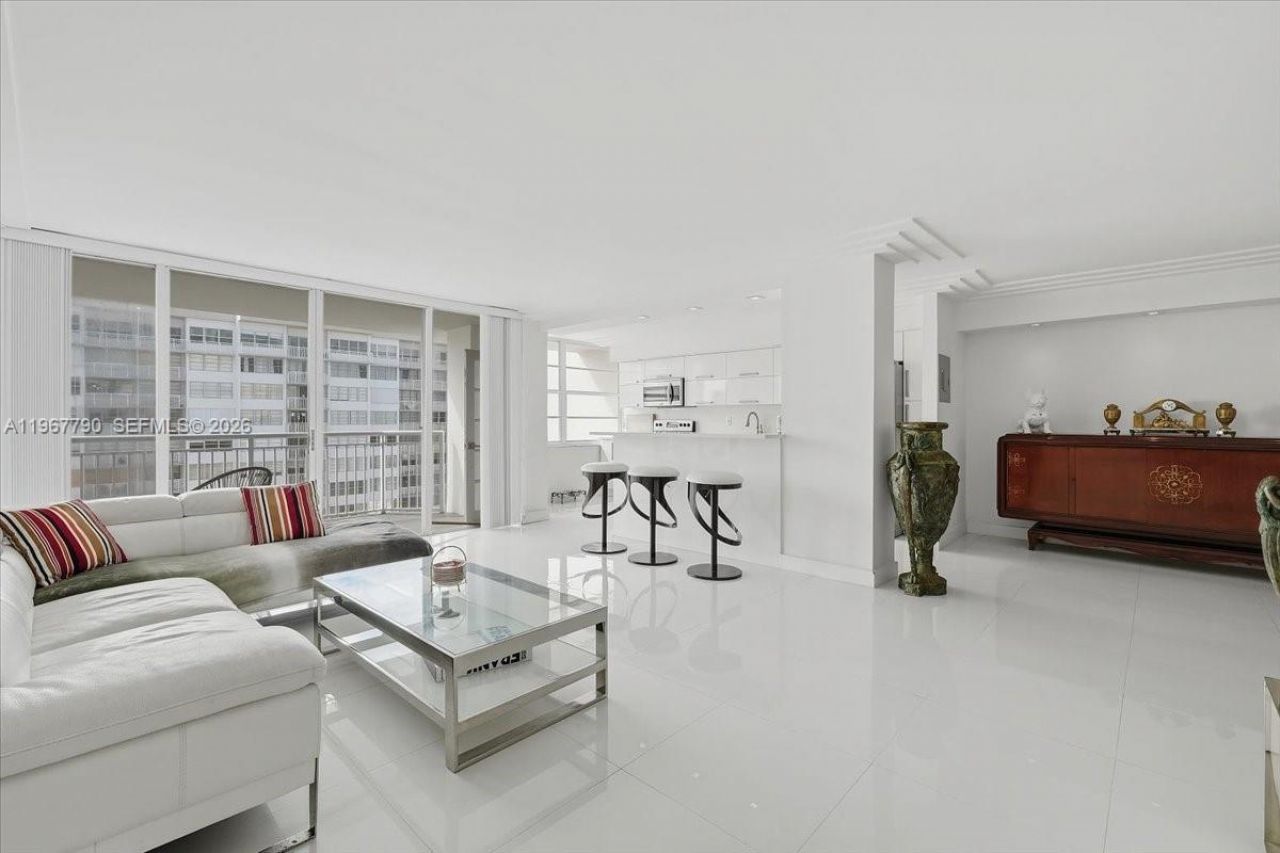 18051 Biscayne Blvd , Unit 1701, Aventura, FL 33160 Photo