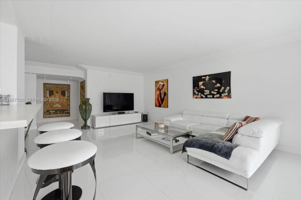 18051 Biscayne Blvd , Unit 1701, Aventura, FL 33160 Photo