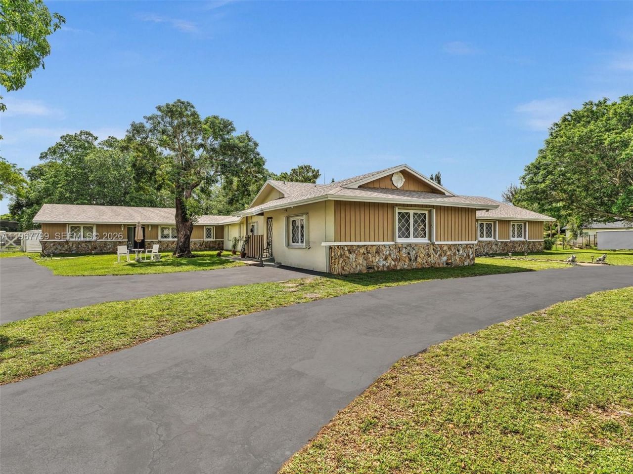 5310 SW 109th Ave , Davie, FL 33328 Photo