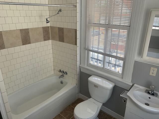 272 Coming Street Photo 4