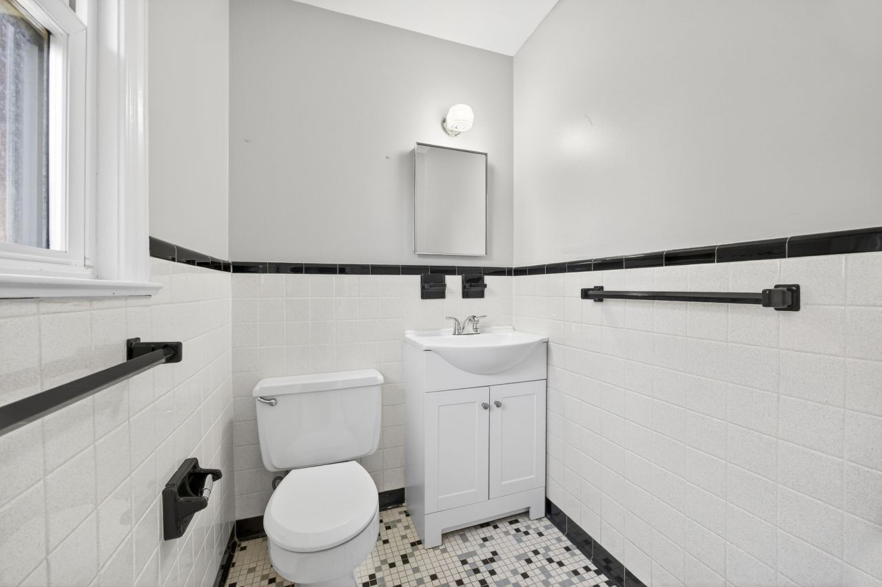 1321 Briarfield Avenue Photo 21