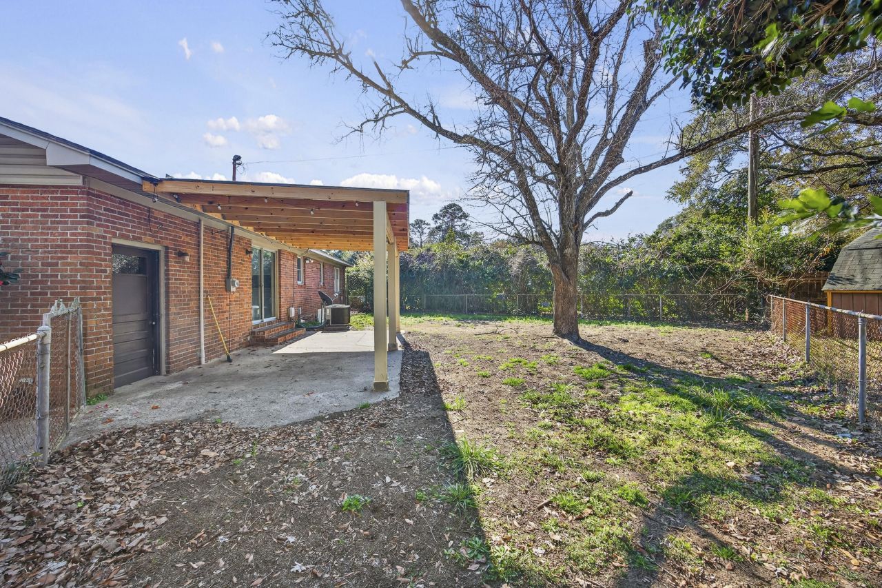 1321 Briarfield Avenue Photo 22