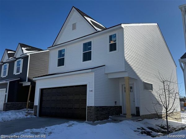 112 Parsons Lane, Saline, MI 48176