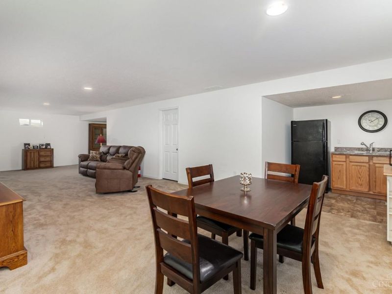 856 Hocking Meadow Circle, Monroe, OH 45050 Photo 21