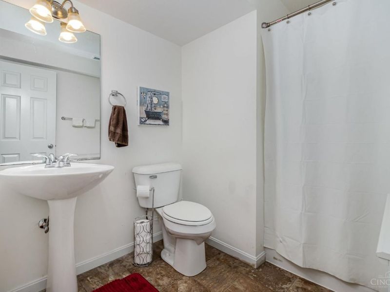 856 Hocking Meadow Circle, Monroe, OH 45050 Photo 23