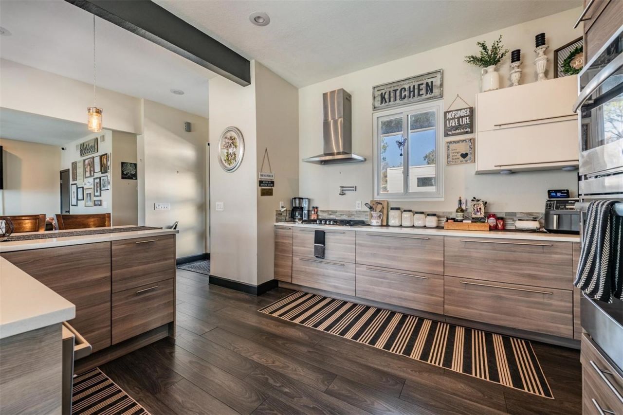 18200 Cypress Cove Lane, Lutz, FL 33549 Photo