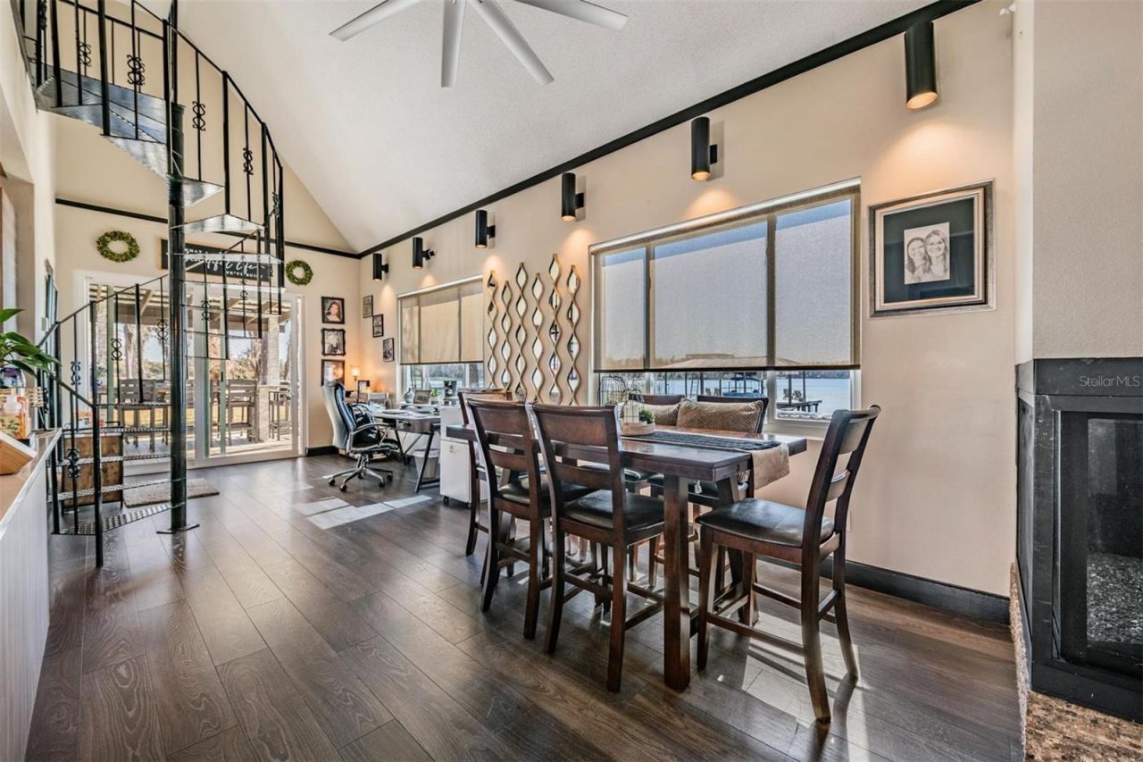 18200 Cypress Cove Lane, Lutz, FL 33549 Photo