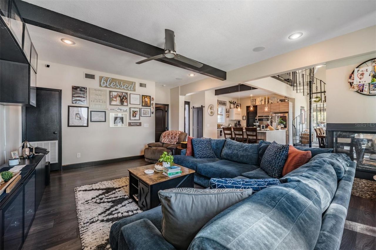 18200 Cypress Cove Lane, Lutz, FL 33549 Photo