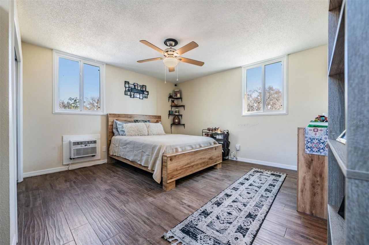 18200 Cypress Cove Lane, Lutz, FL 33549 Photo