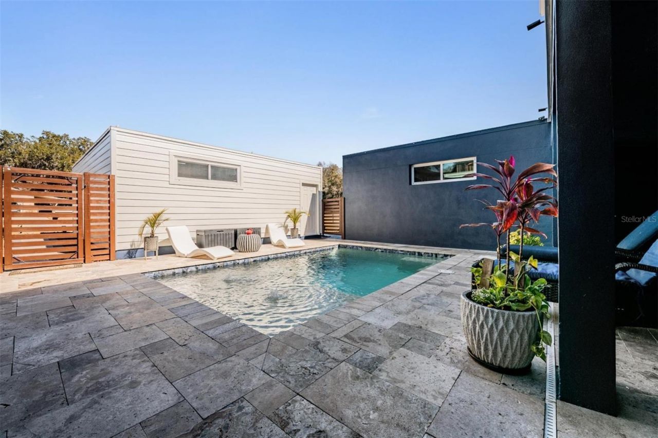 18200 Cypress Cove Lane, Lutz, FL 33549 Photo