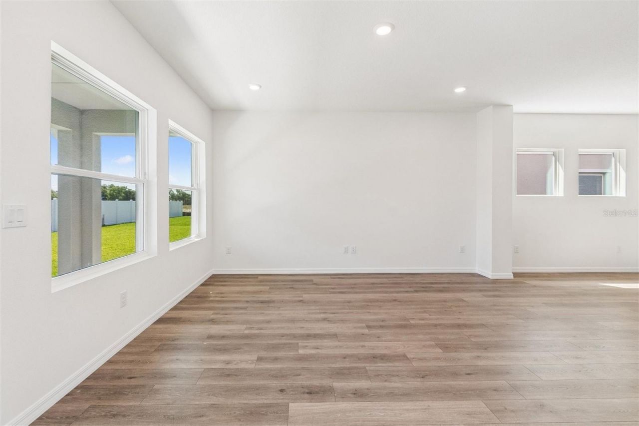 15231 Eastlyn Drive, Bradenton, FL 34212 Photo