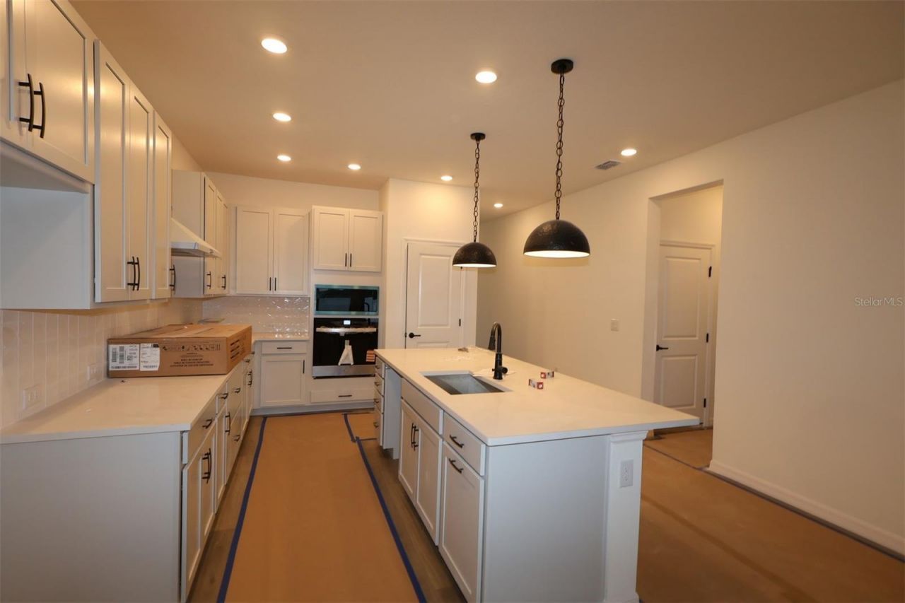 15231 Eastlyn Drive, Bradenton, FL 34212 Photo